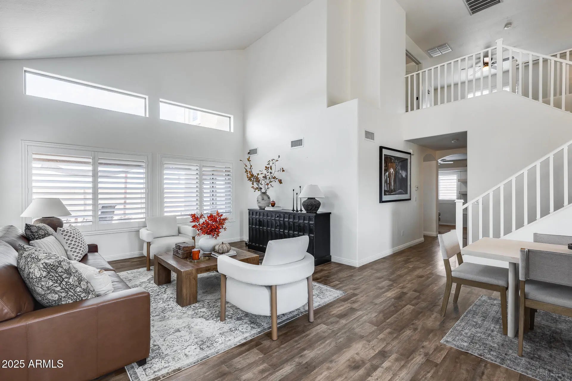 Photo of Listing #6916098