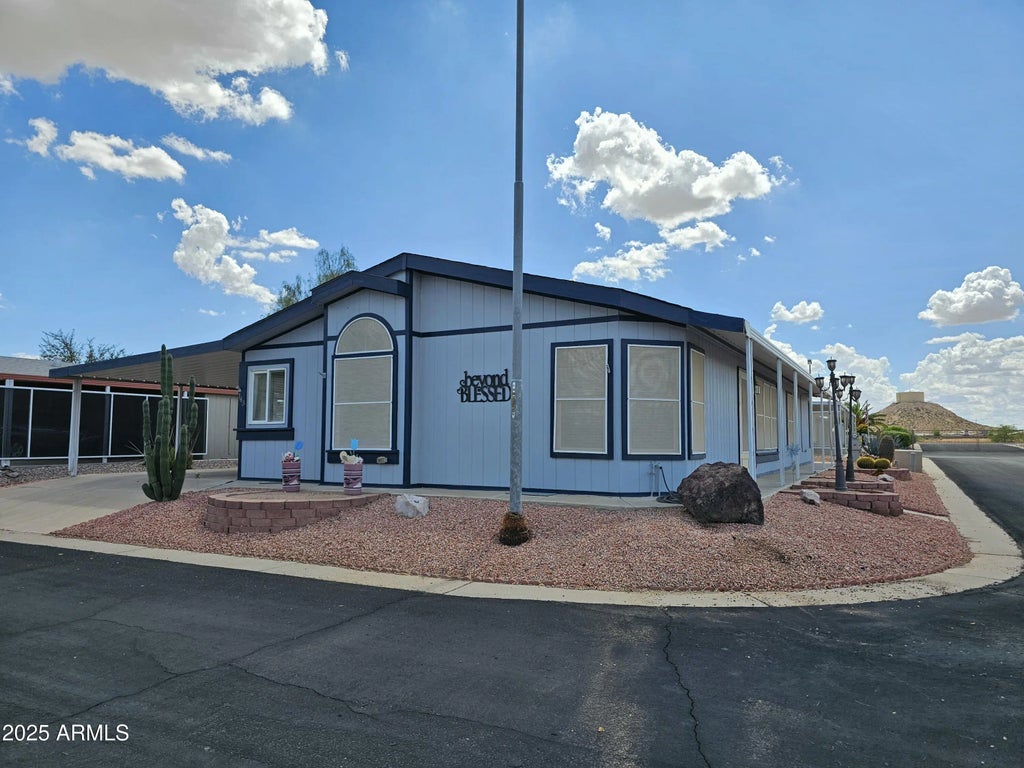 2054 N Thronton Road (unit 143), Casa Grande