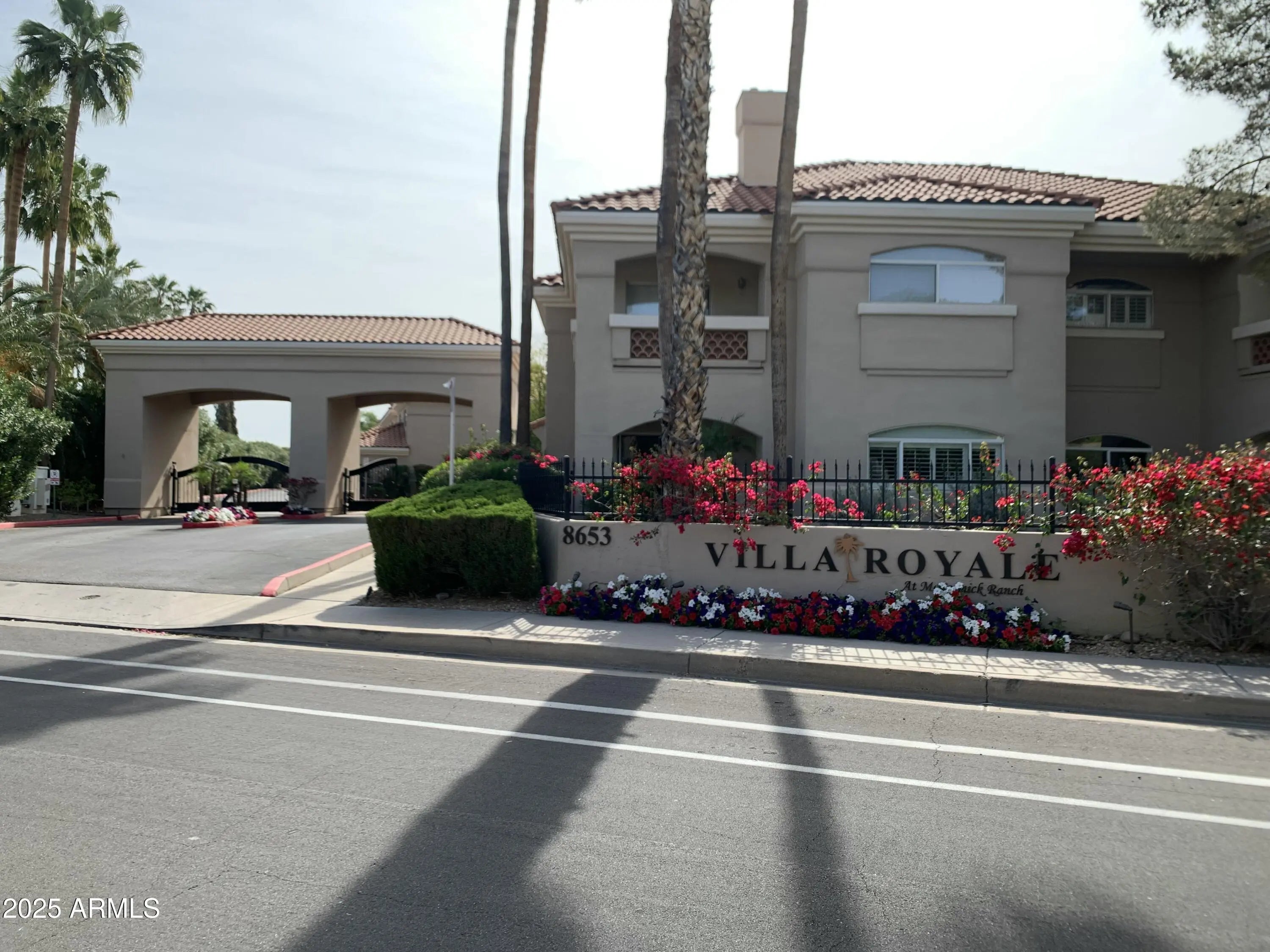 Photo of Listing #6913115