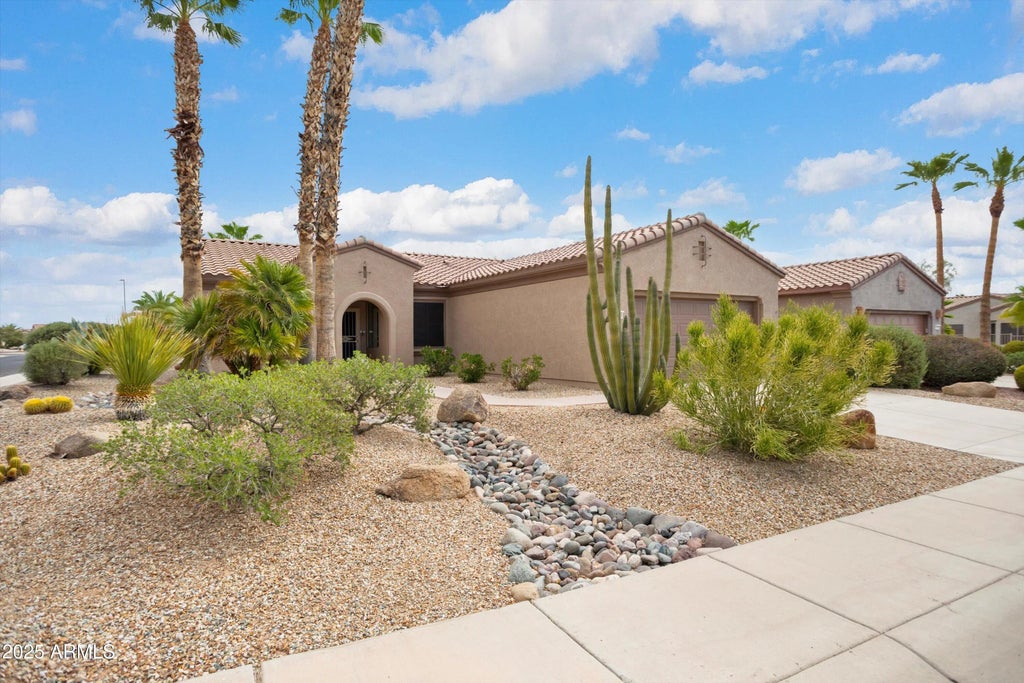 16838 W Cortaro Point Drive, Surprise