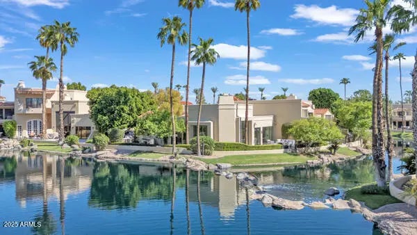 Photo of Listing #6913334