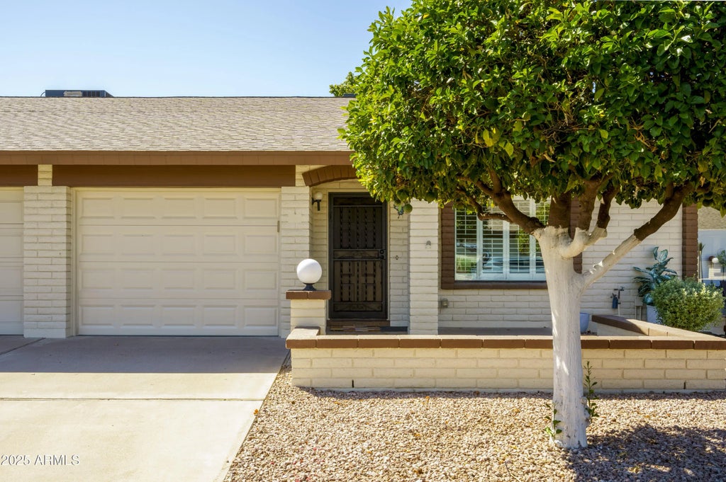 2064 S Farnsworth Drive (unit 109), Mesa
