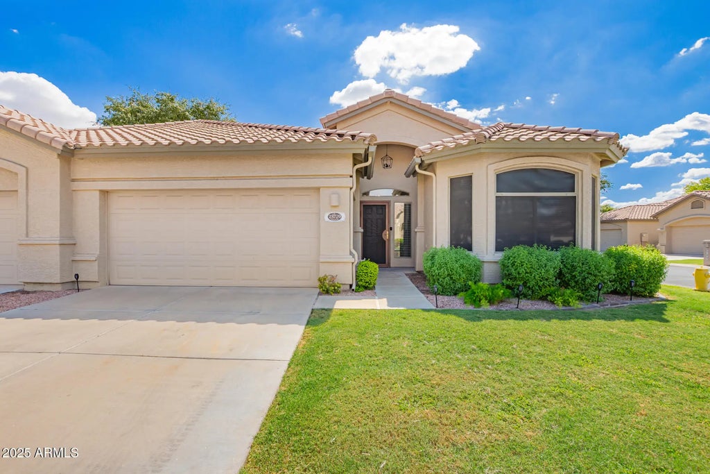 23729 S Harmony Way, Sun Lakes