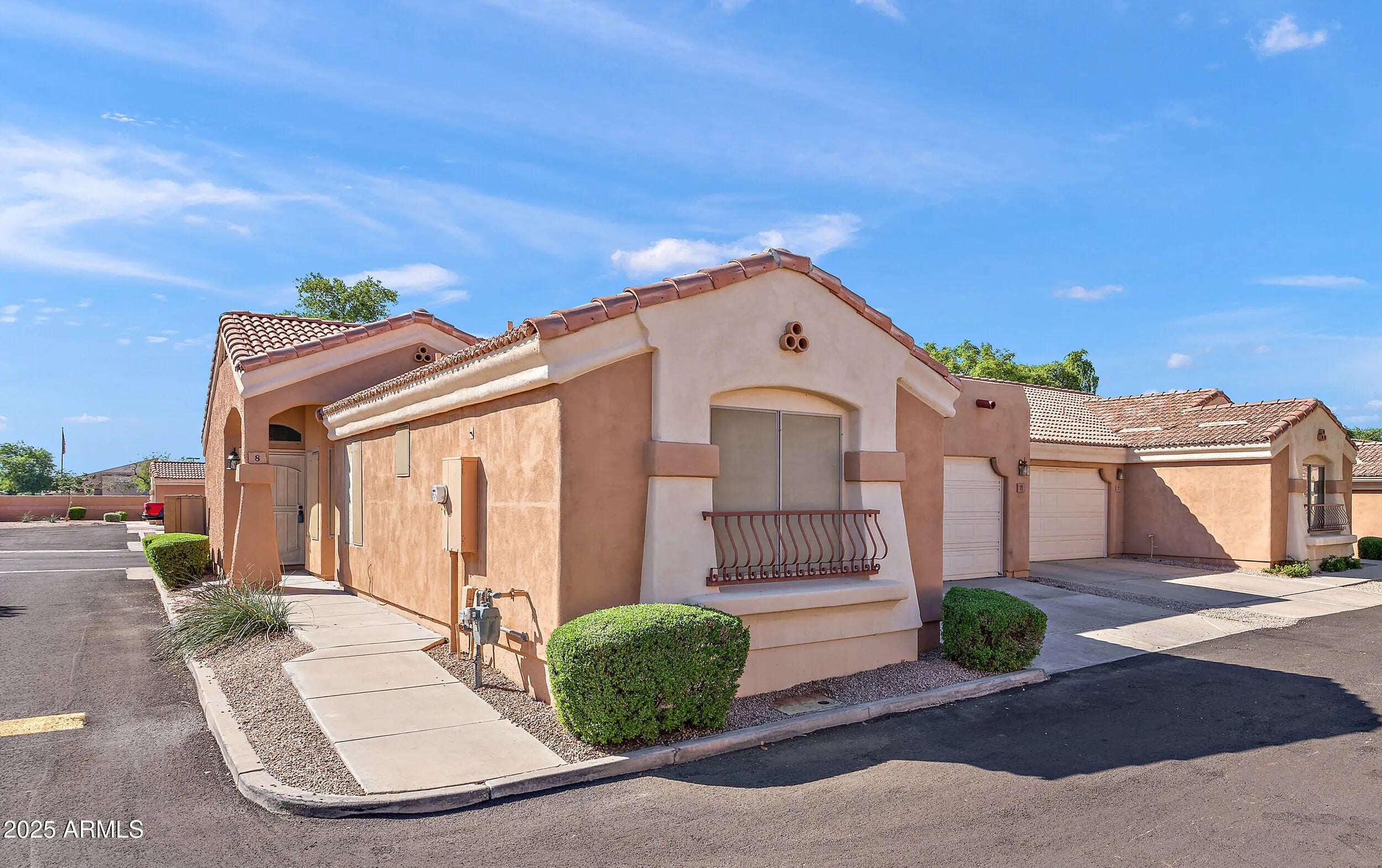 Photo of Listing #6935571