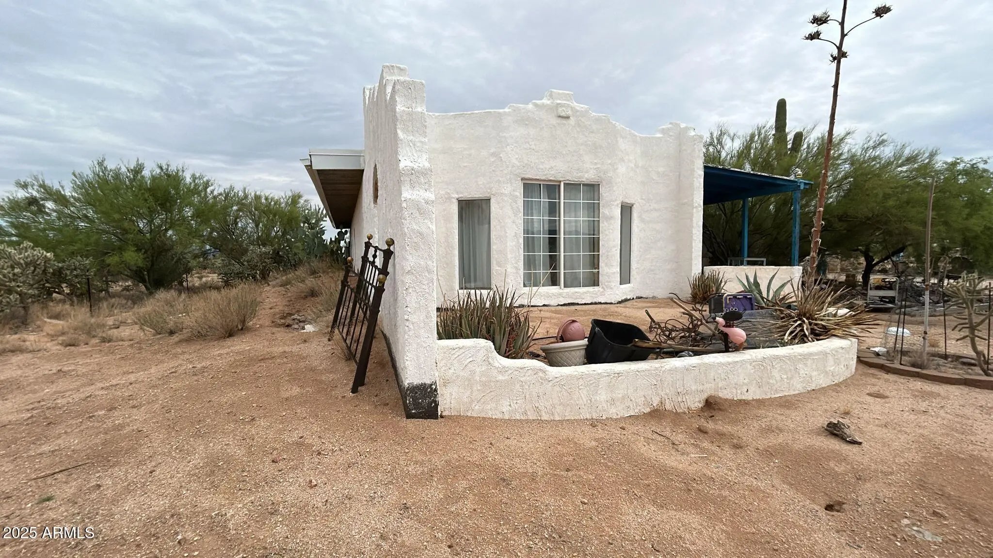 Photo of Listing #6913715