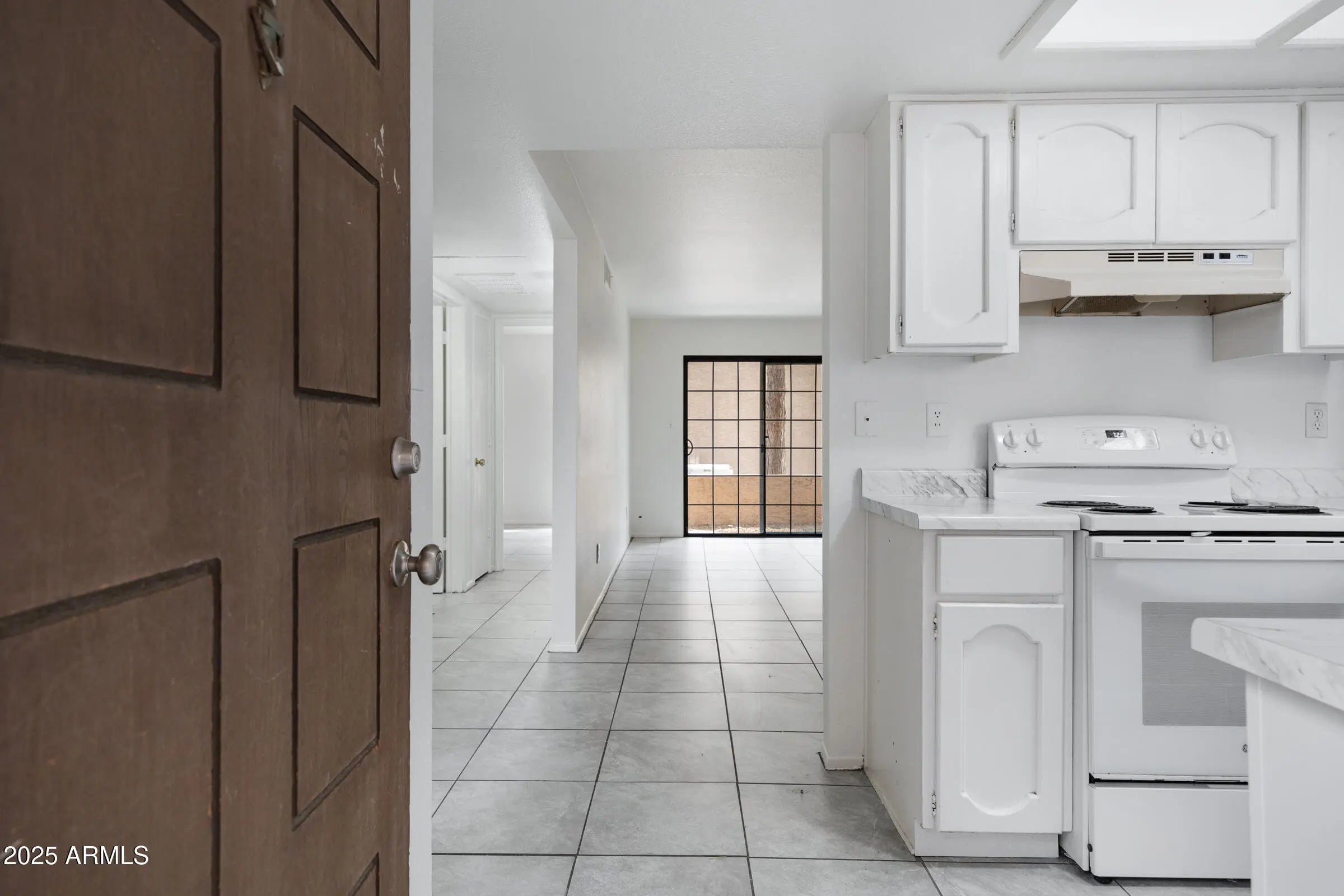 Photo of Listing #6913366