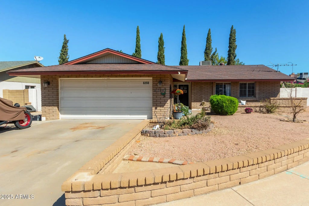 6250 E Grandview Circle, Mesa