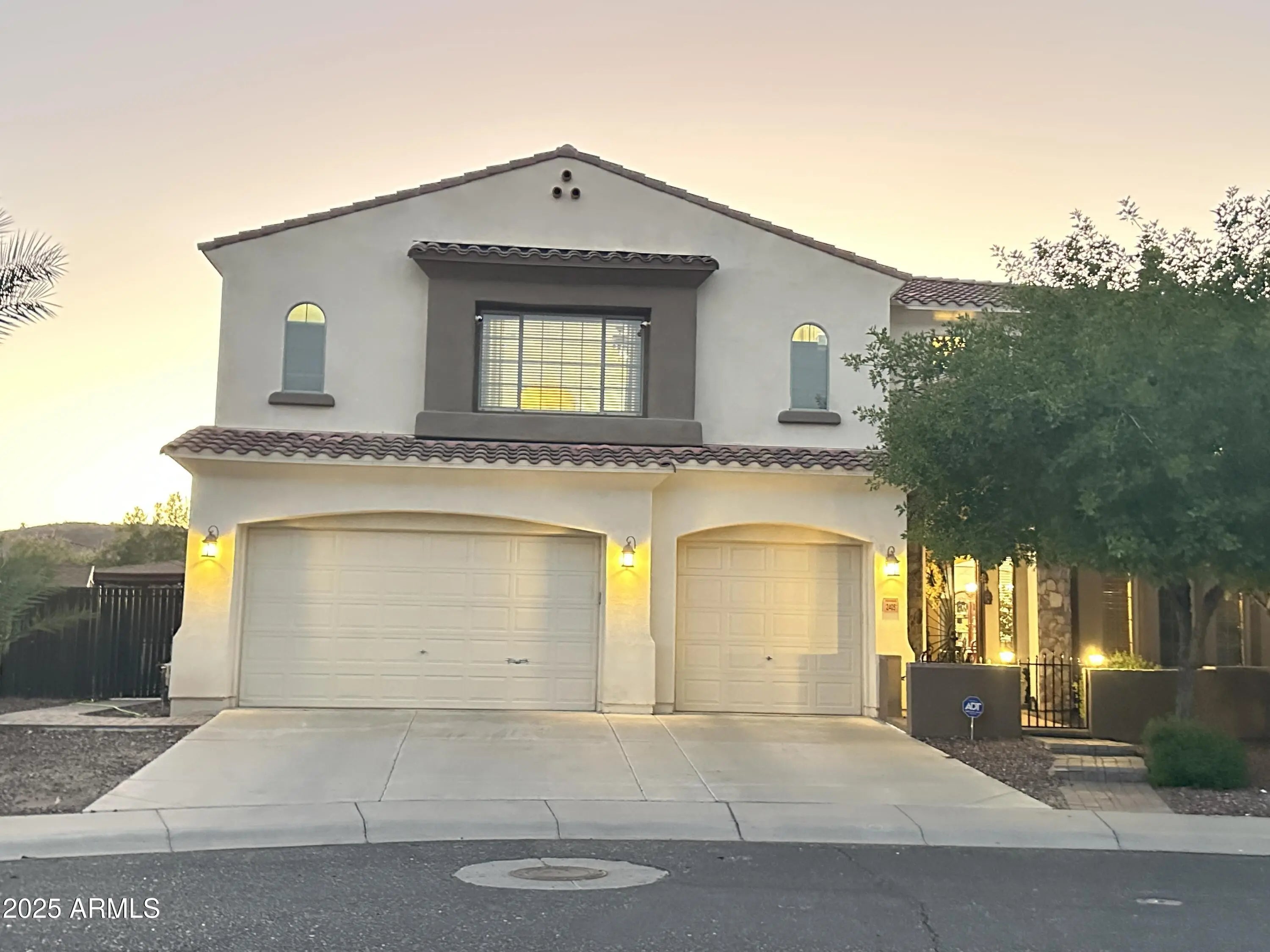 Photo of Listing #6913481