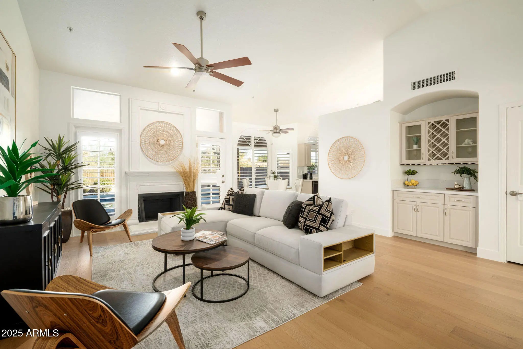 Photo of Listing #6914048