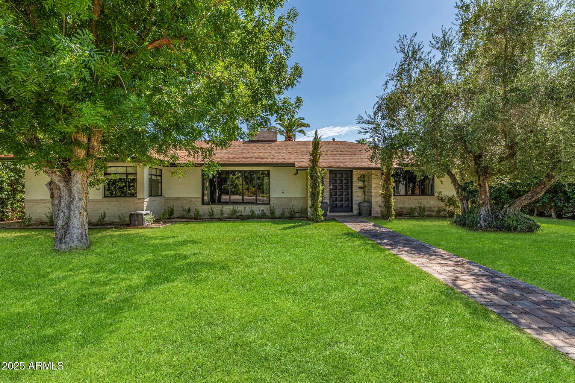 Photo of Listing #6914511