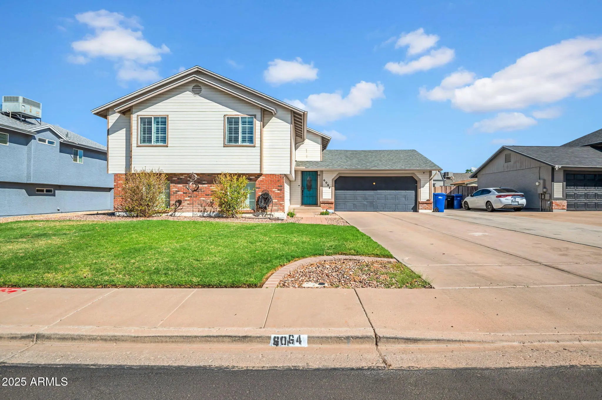 Photo of Listing #6913729