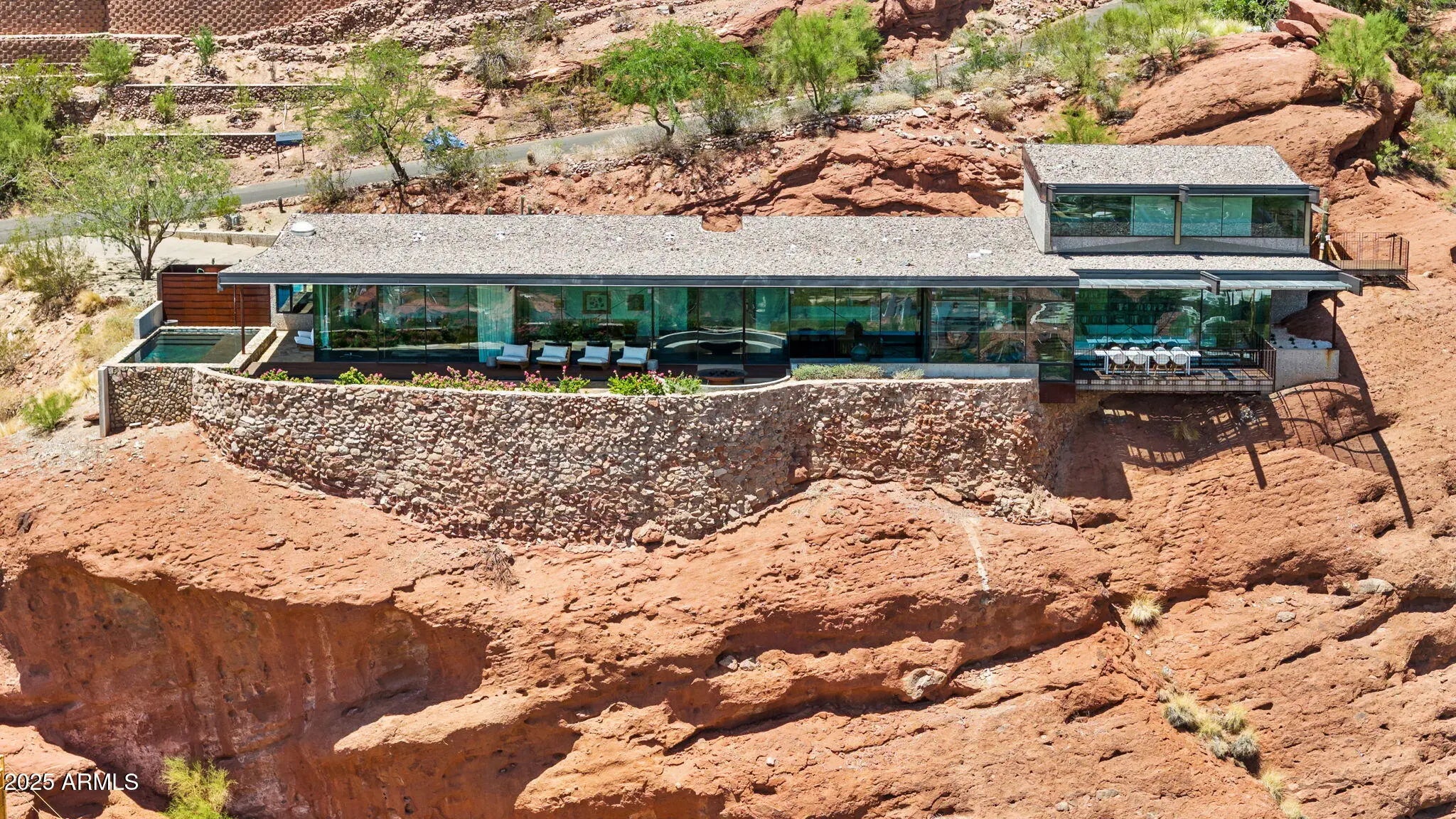 Photo of Listing #6914100