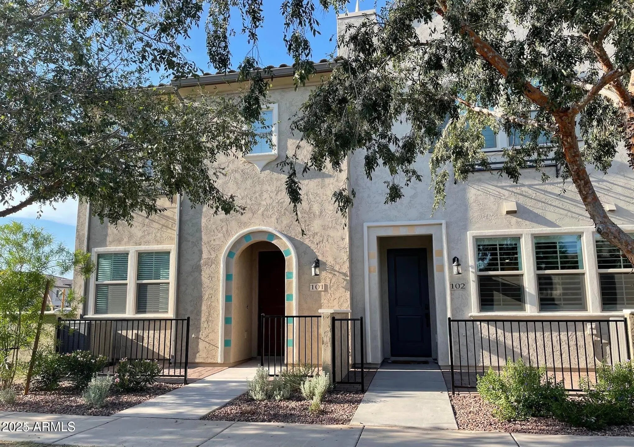 Photo of Listing #6913866