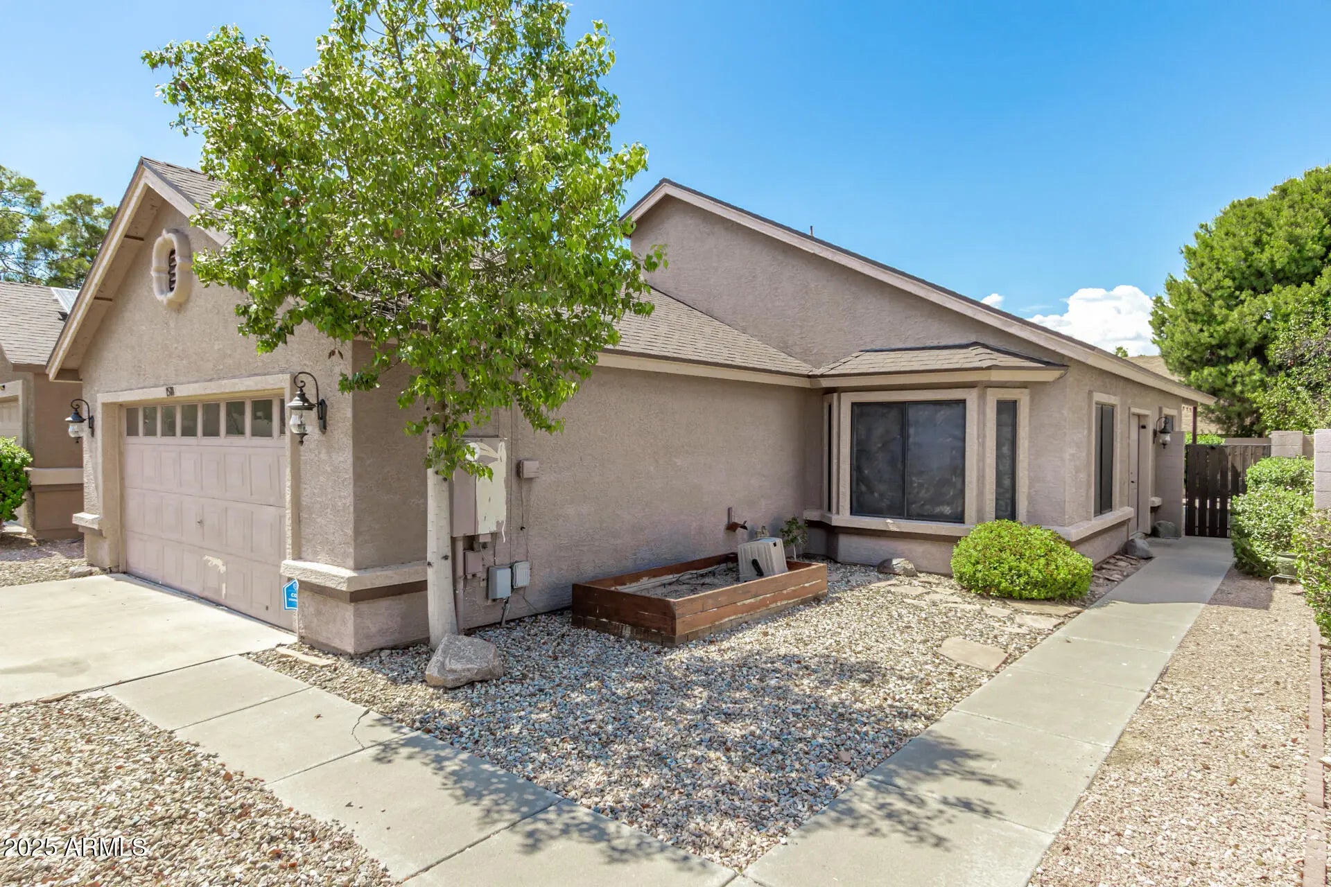 Photo of Listing #6913961