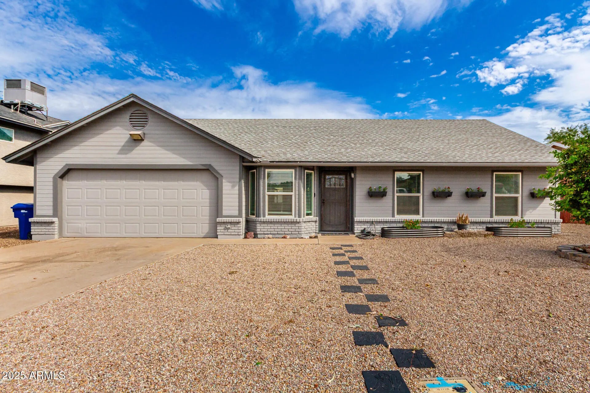 Photo of Listing #6914855