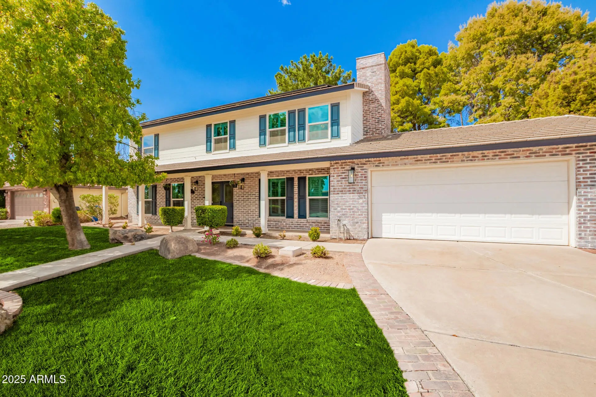 Photo of Listing #6915905