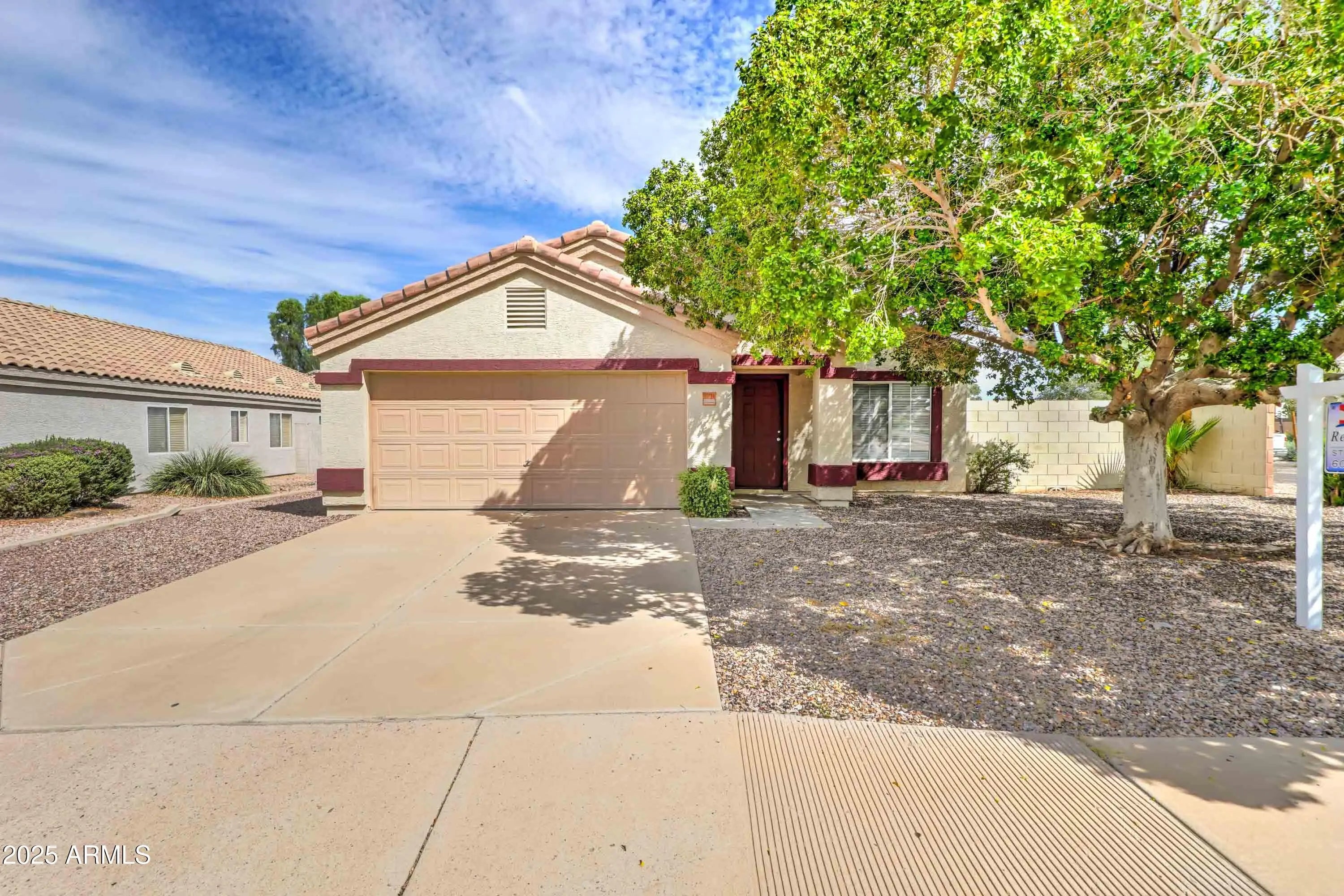 Photo of Listing #6914543