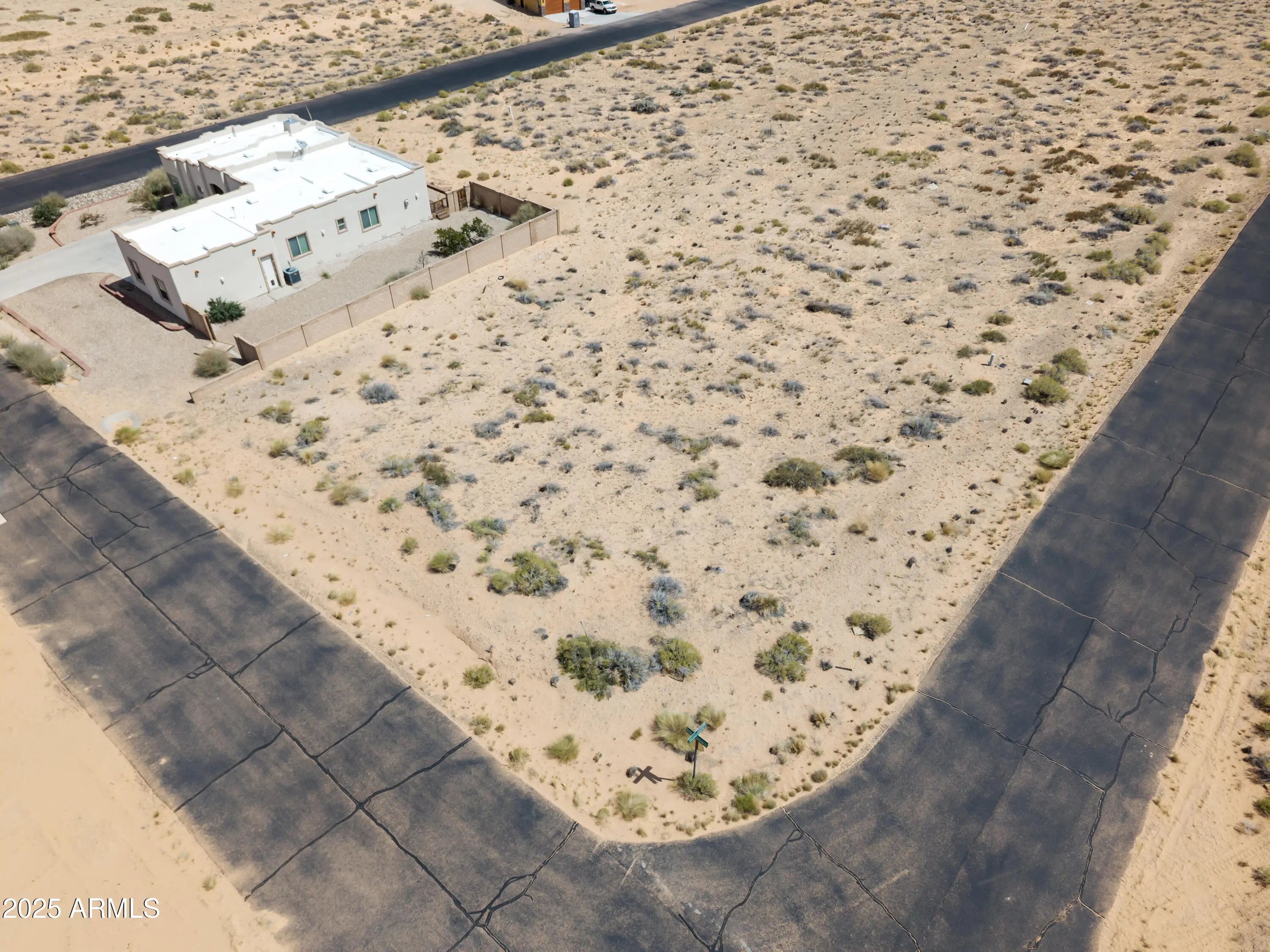 Photo of Listing #6915042