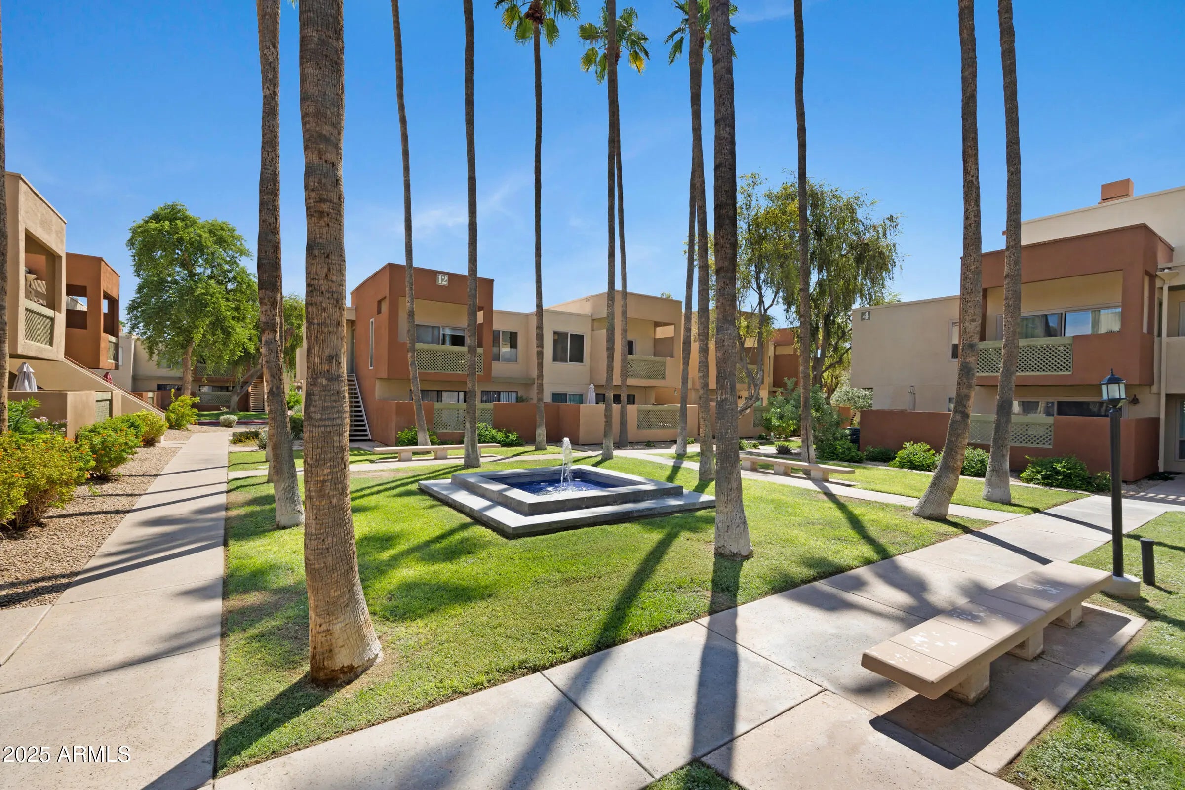 Photo of Listing #6914179