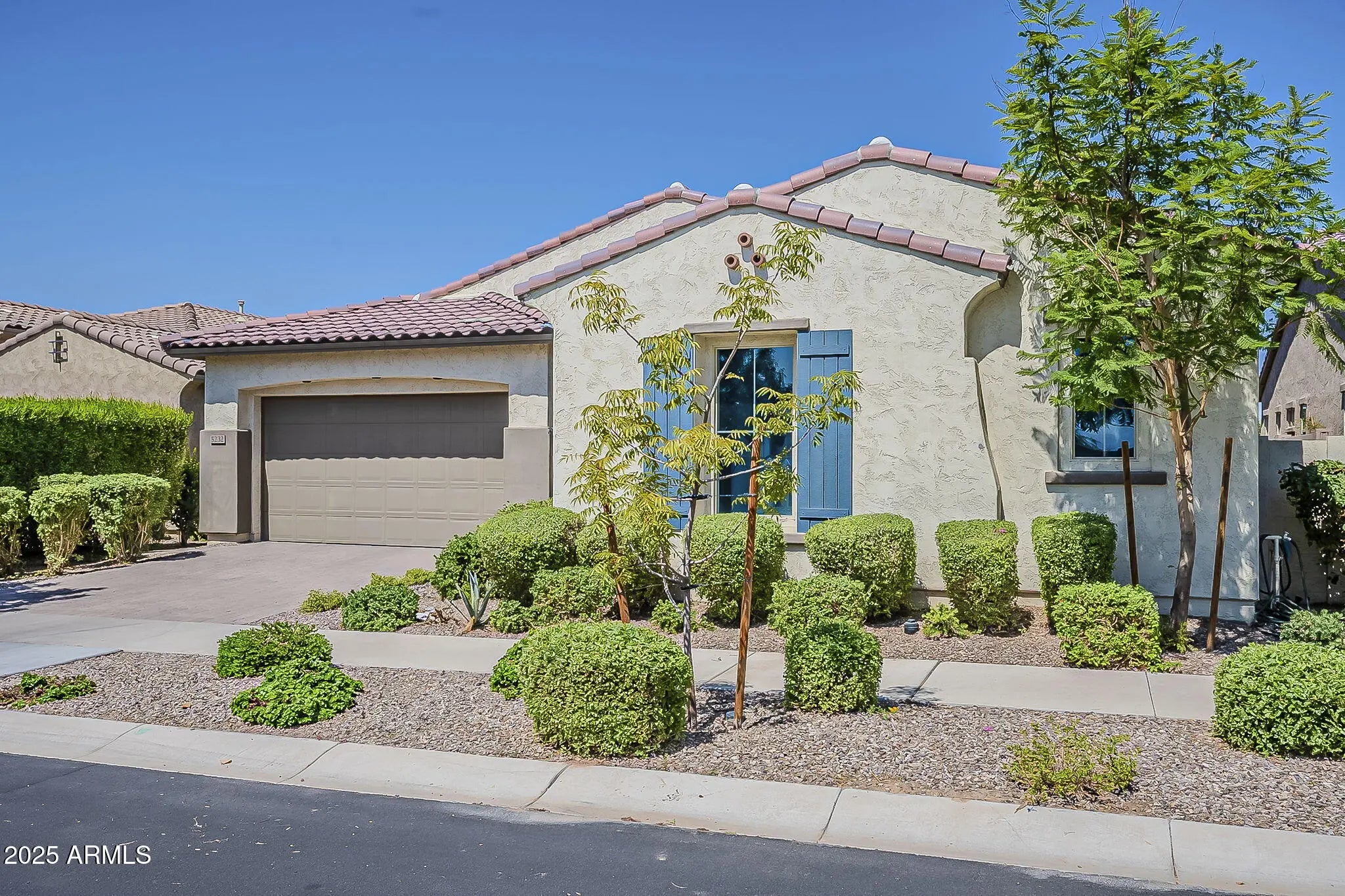 Photo of Listing #6914232