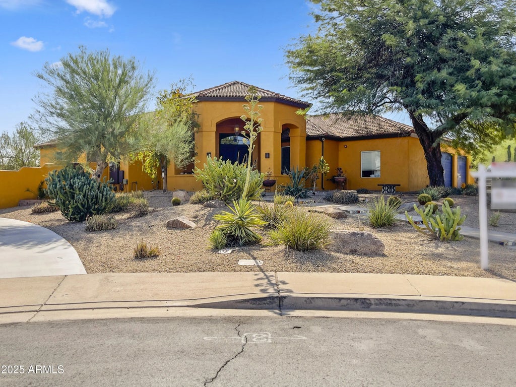 2629 N Hall Circle, Mesa