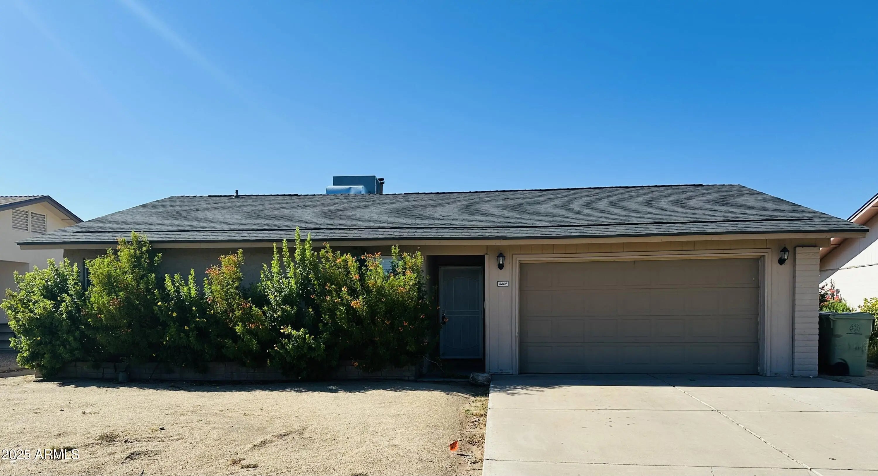 Photo of Listing #6914322