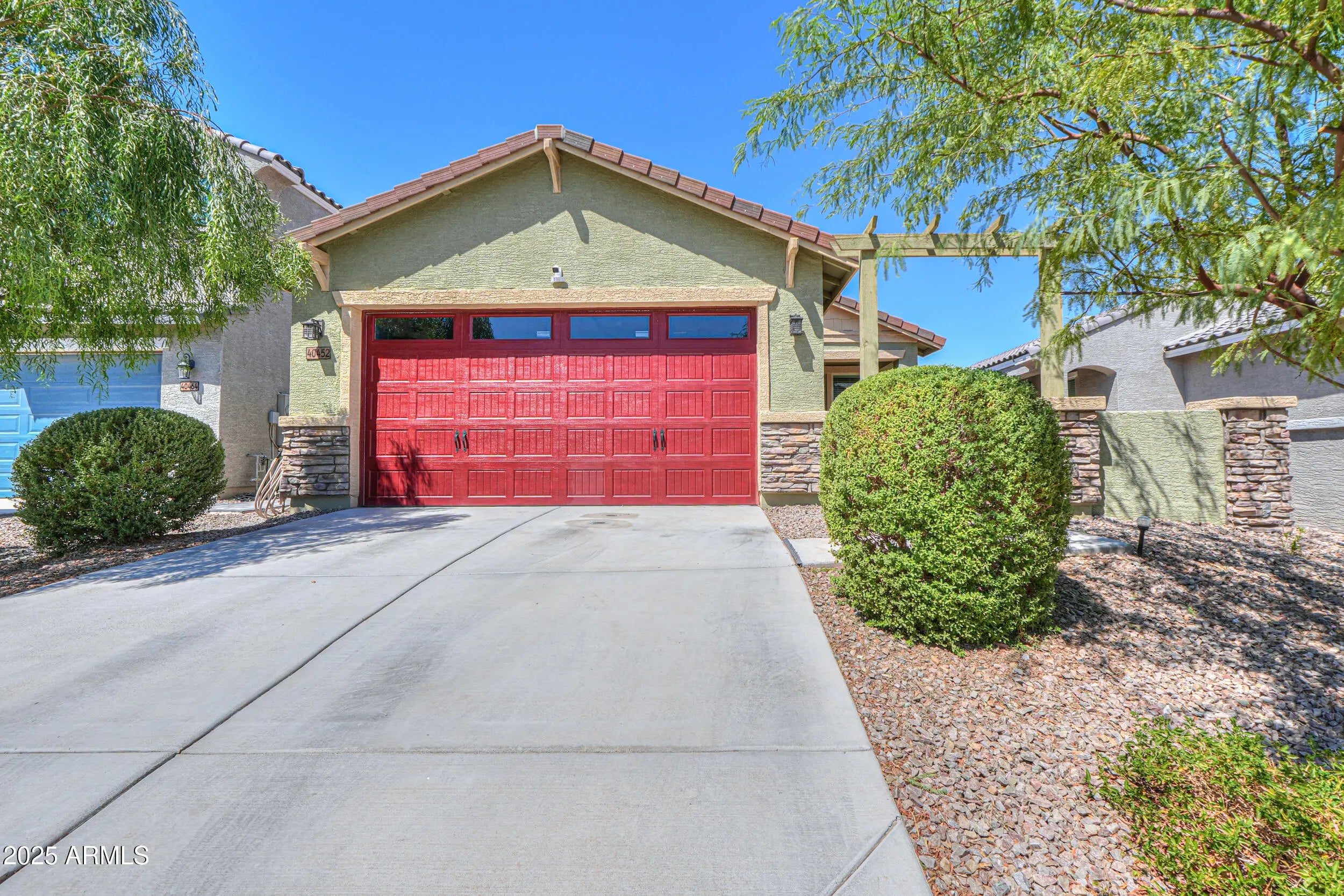 Photo of Listing #6915230