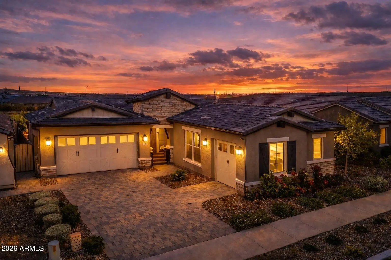 Photo of Listing #6918945