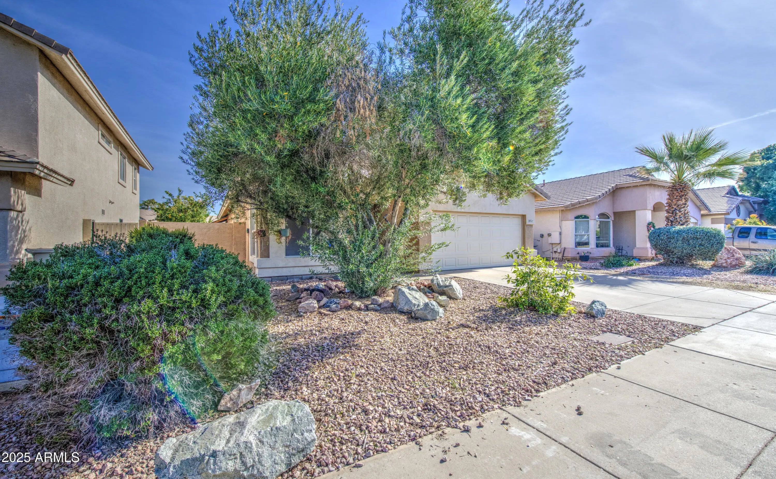 Photo of Listing #6917214