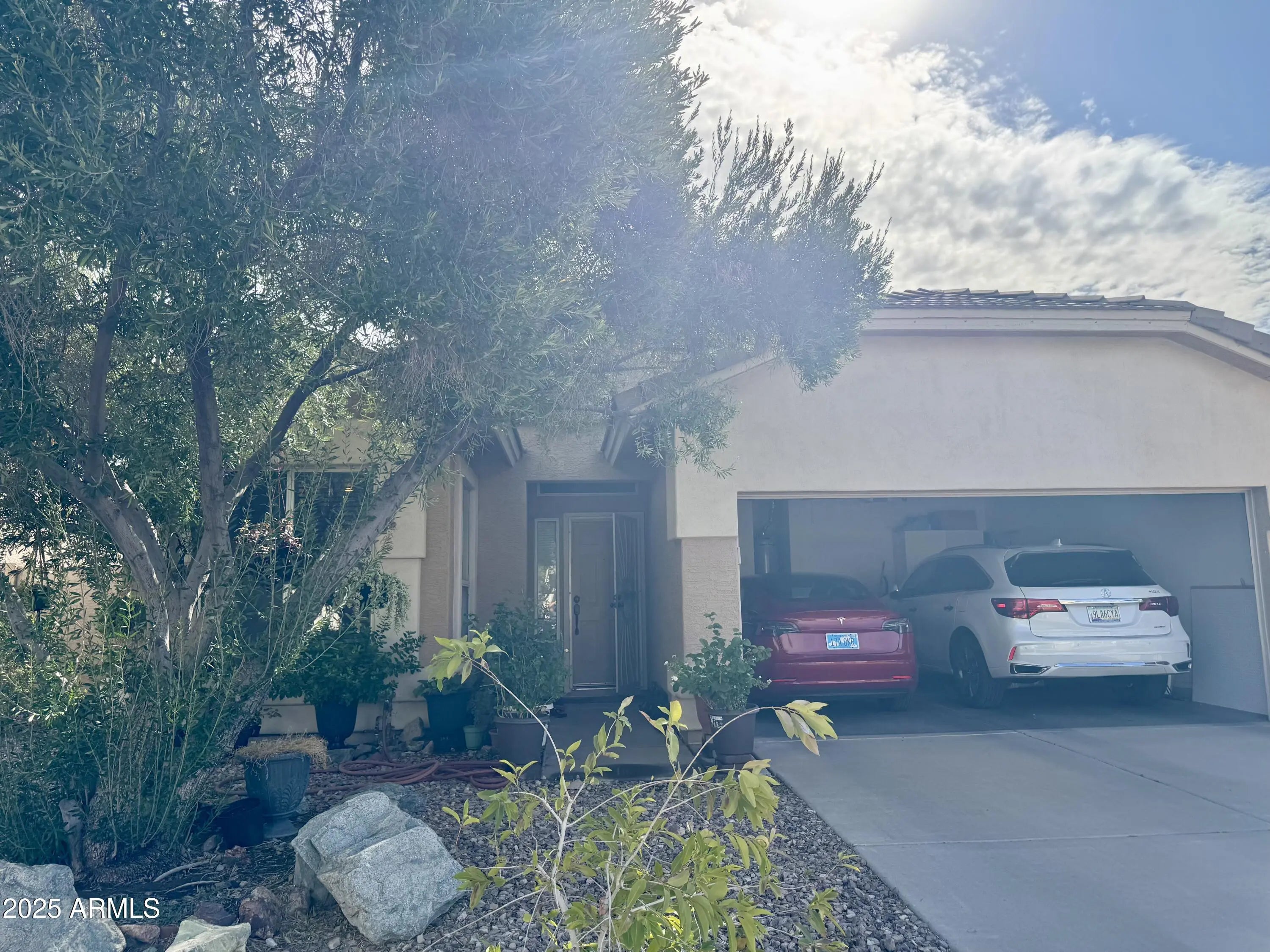 Photo of Listing #6917214