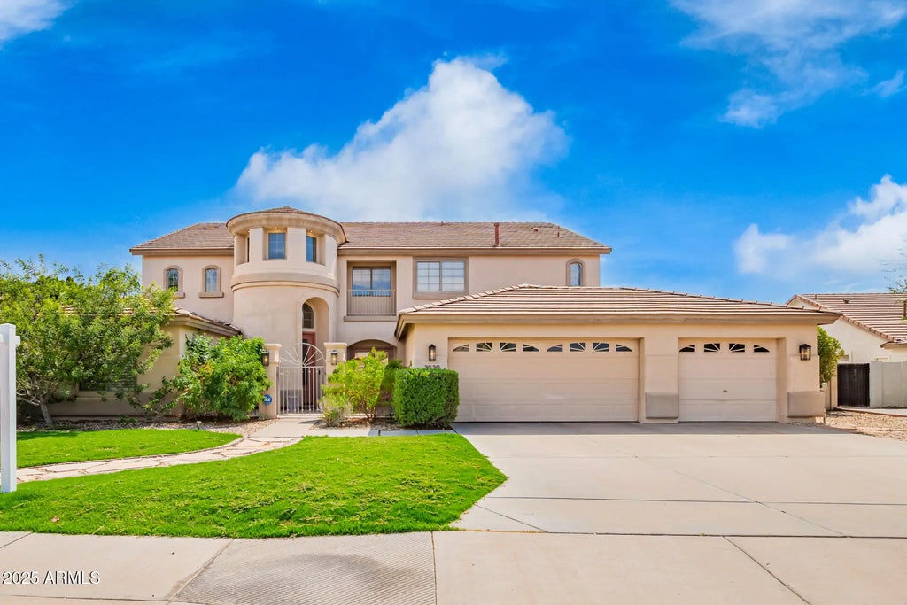 3039 E Hope Street, Mesa