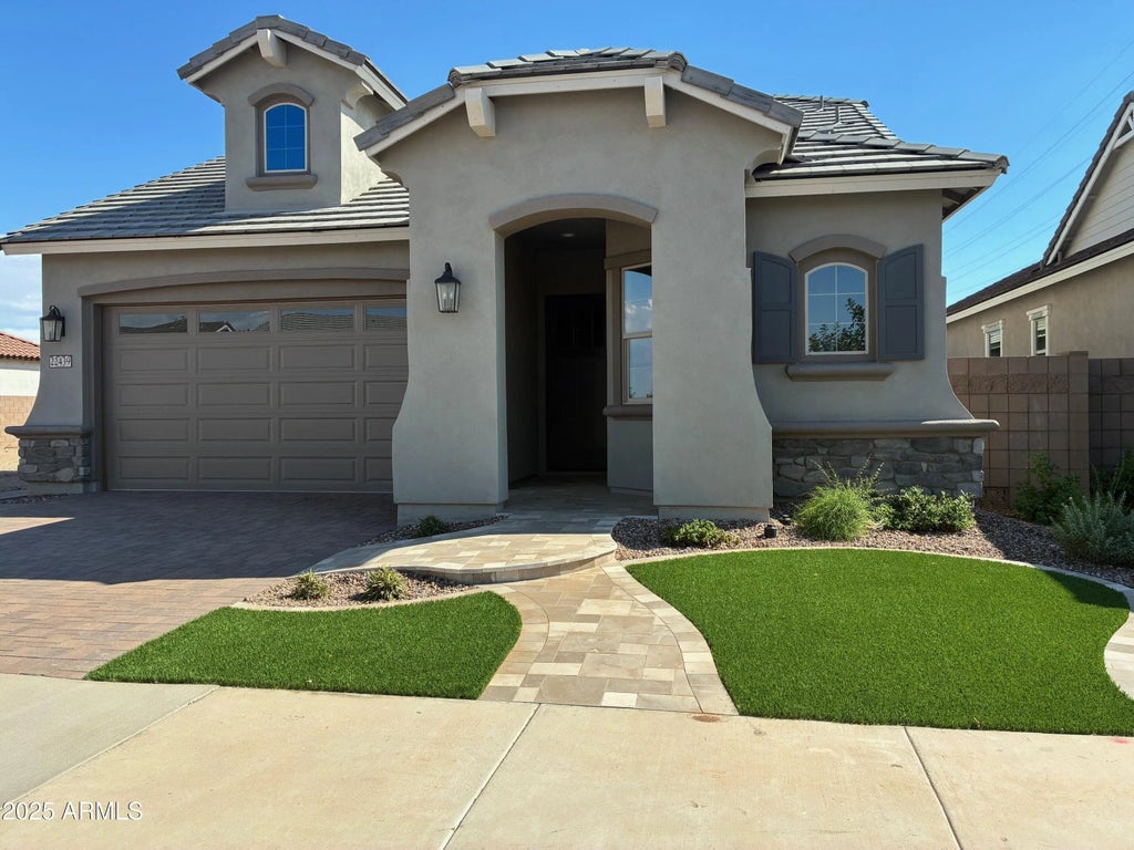 22439 E Oriole Way, Queen Creek
