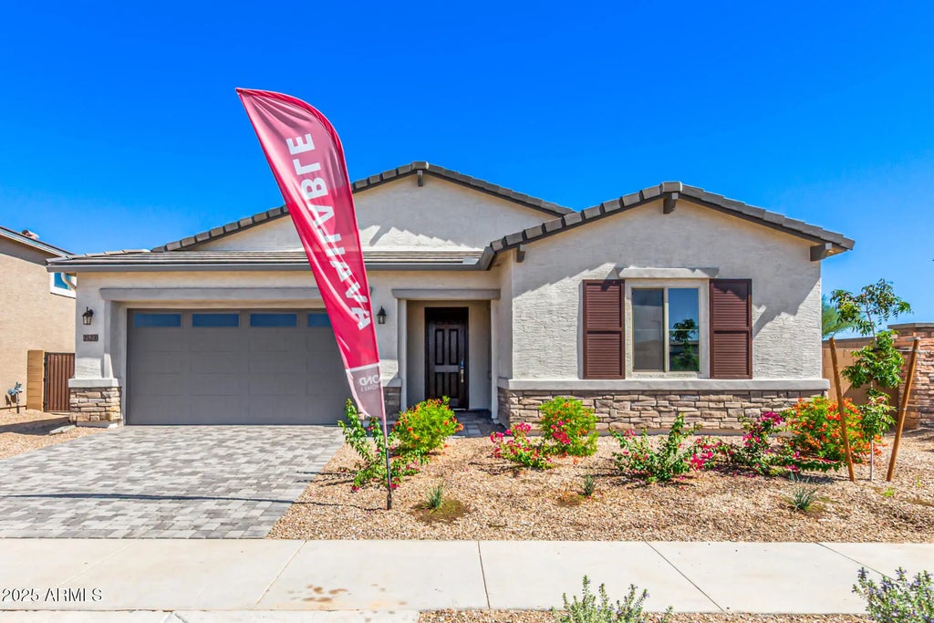 25231 N 157th Drive, Surprise