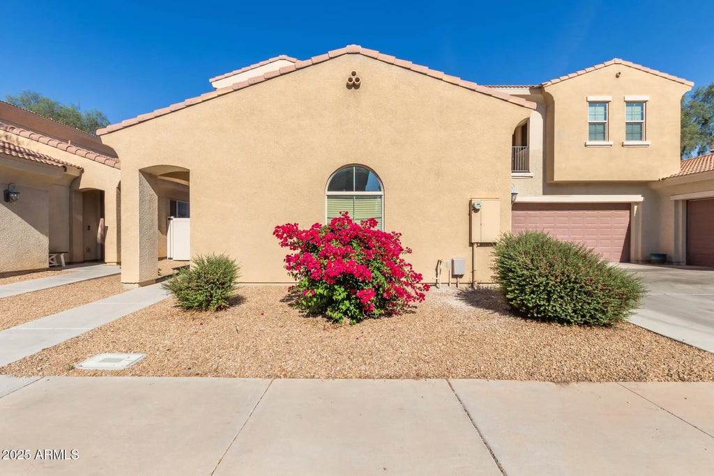 1367 S Country Club Drive (unit 1039), Mesa