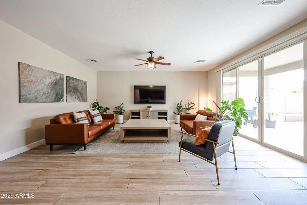 16083 W Laurel Lane, Surprise