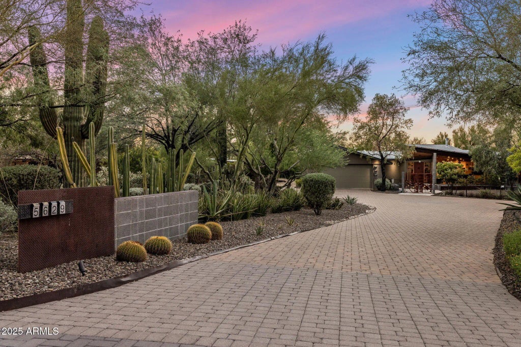 5629 E Windstone Trail, Cave Creek