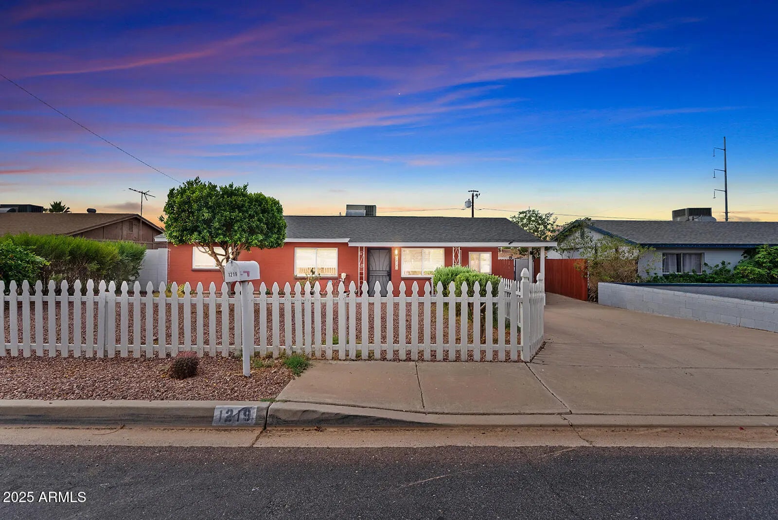 Photo of Listing #6914948