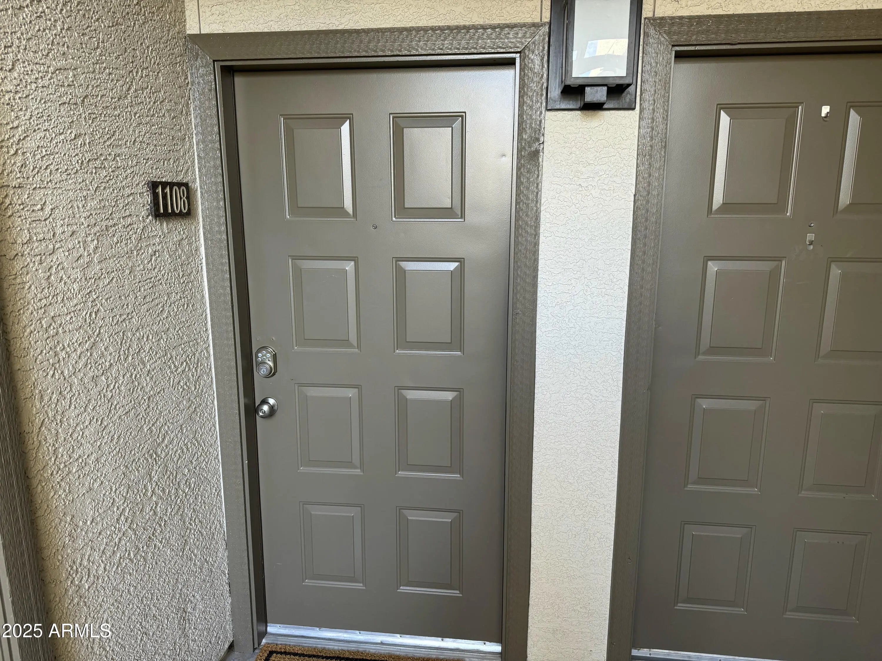 Photo of Listing #6915026