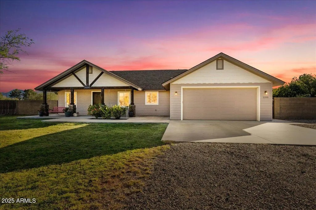 2203 W Paso Fino Way, Camp Verde