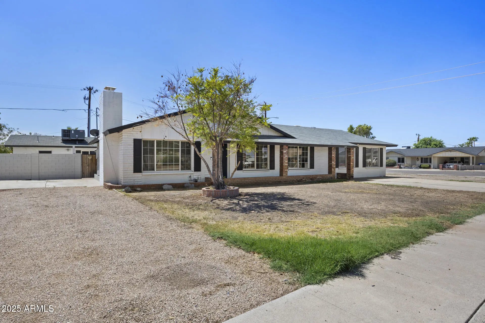 Photo of Listing #6915002