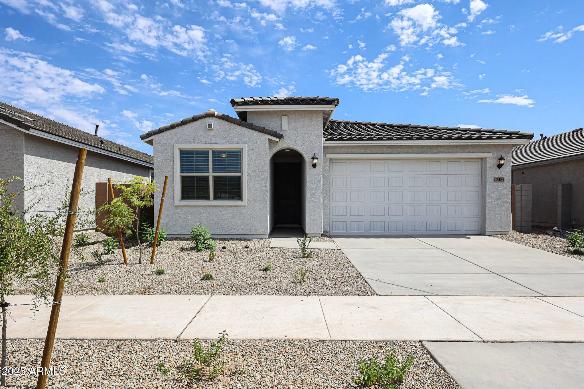 Photo of Listing #6915005