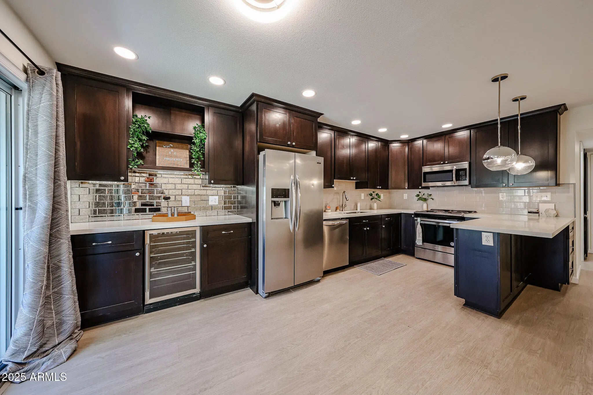 Photo of Listing #6916346