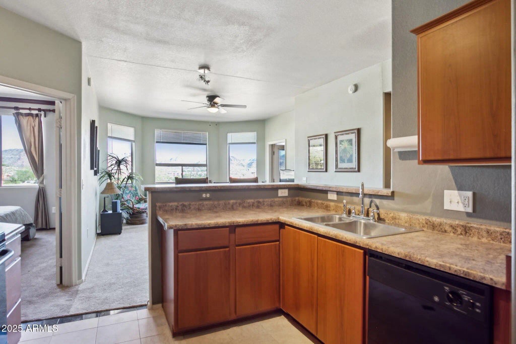 9820 N Central Avenue (unit 317), Phoenix