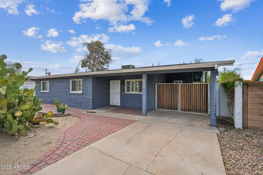 457 W Mulberry Drive, Phoenix
