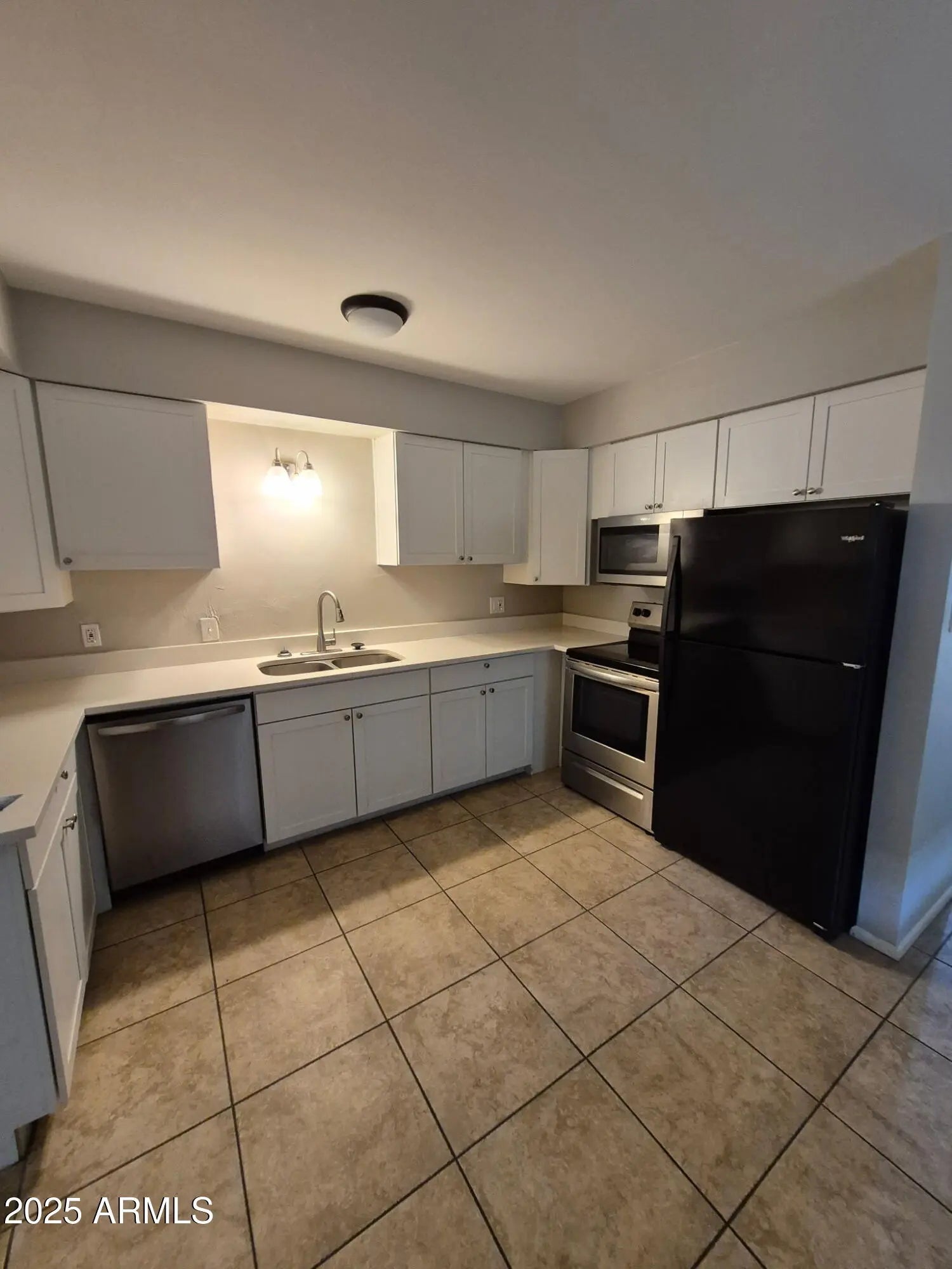 Photo of Listing #6915142