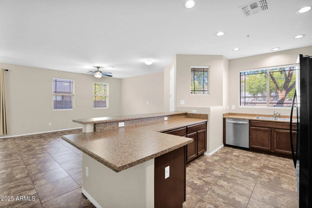 1265 S Aaron -- (unit 351), Mesa