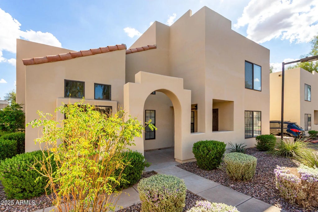5665 W Galveston Street (unit 76), Chandler