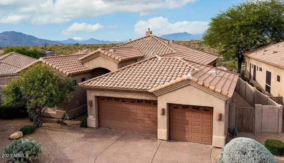 Photo of Listing #6915265