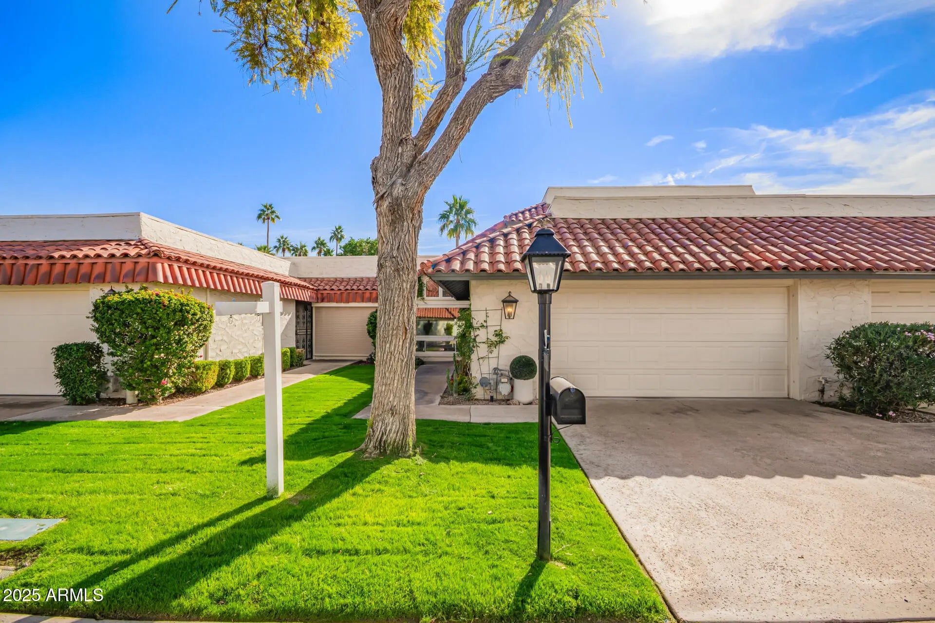 Photo of Listing #6916392