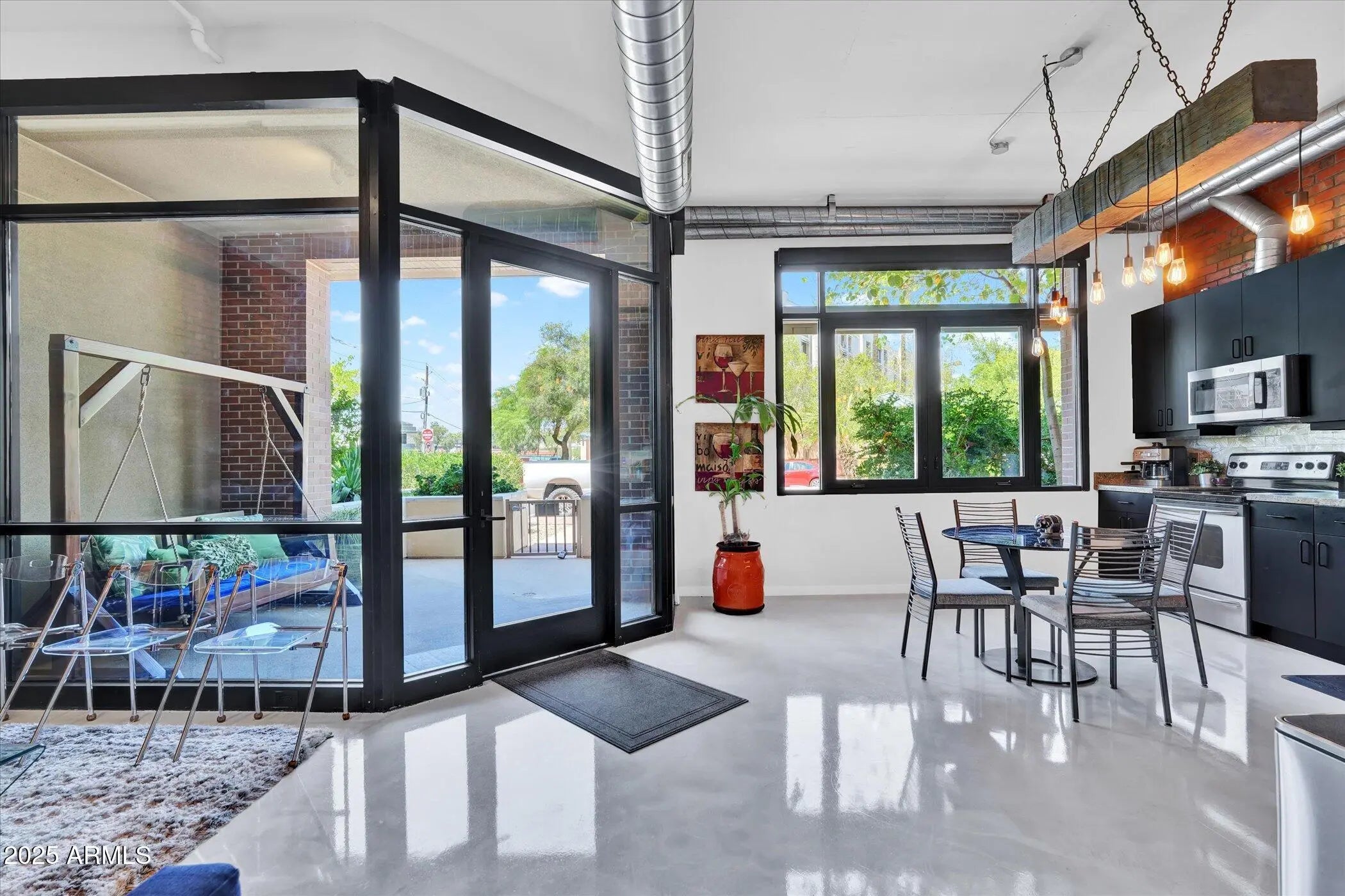 Photo of Listing #6922527